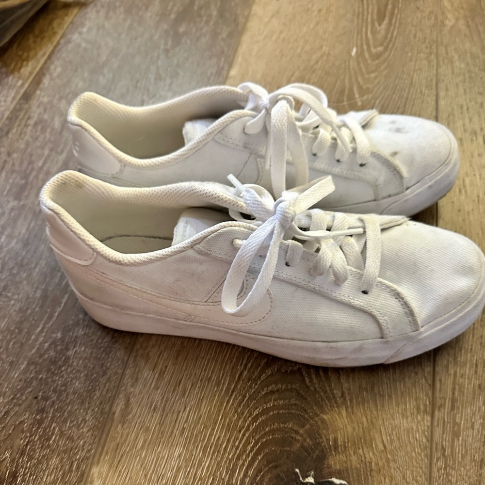 White Nike court shoes
